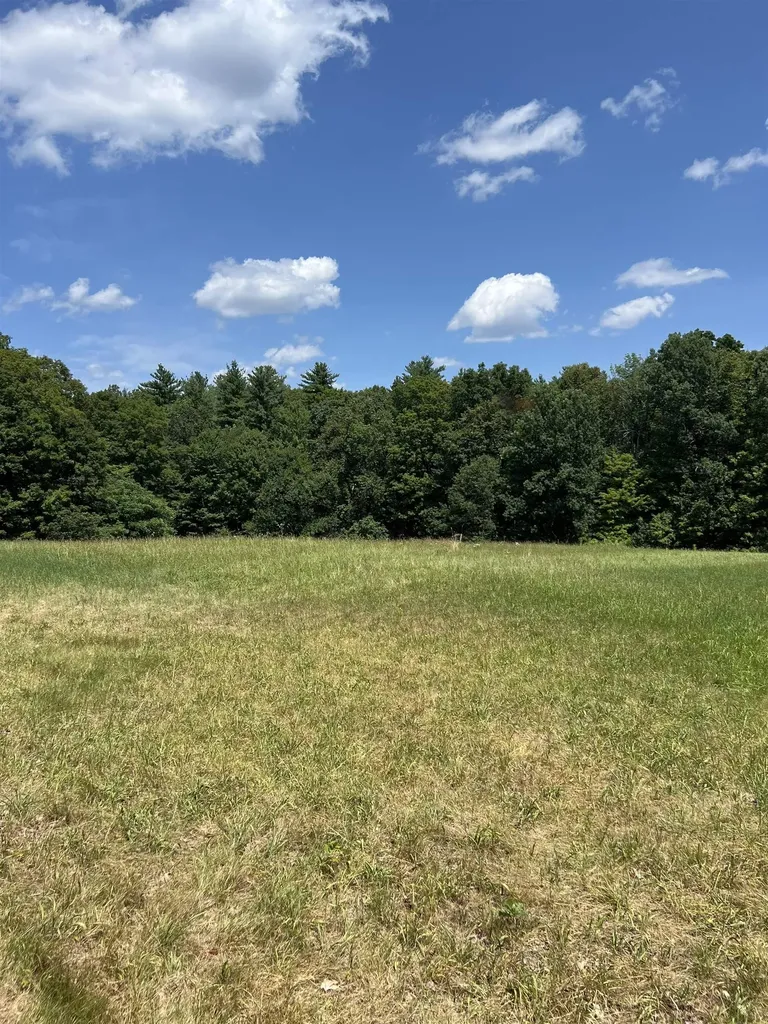 4-58 Dow Road Hollis NH 03049