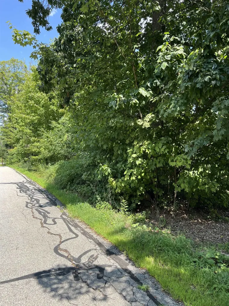 4-58 Dow Road Hollis NH 03049