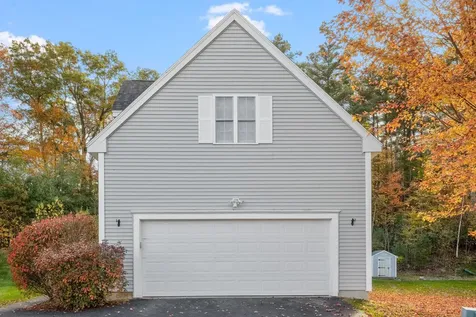 131 Forest Hill Way Manchester NH 03109