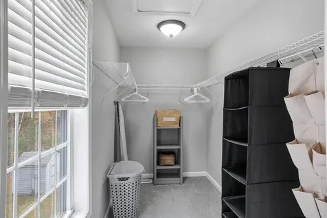 131 Forest Hill Way Manchester NH 03109