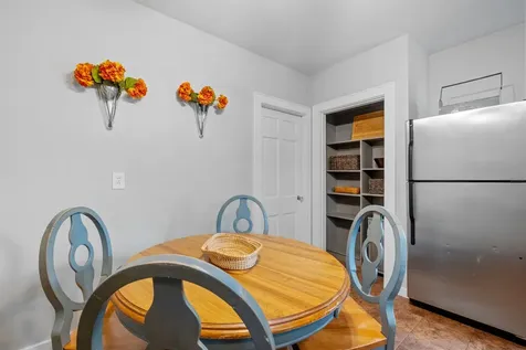 989 Union Street Manchester NH 03104