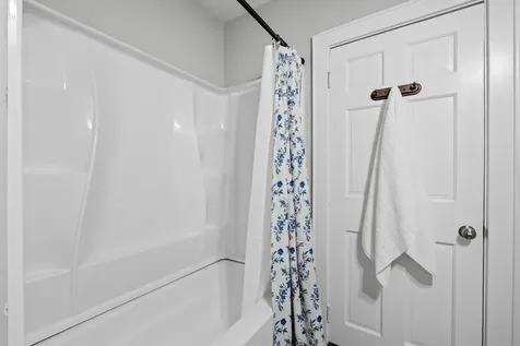 989 Union Street Manchester NH 03104