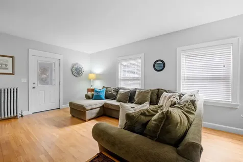 989 Union Street Manchester NH 03104