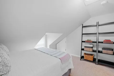 989 Union Street Manchester NH 03104