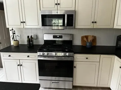 305 King Hill Road Francestown NH 03043