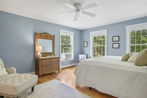 305 King Hill Road Francestown NH 03043