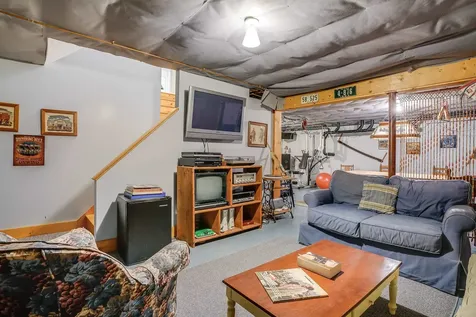 305 King Hill Road Francestown NH 03043