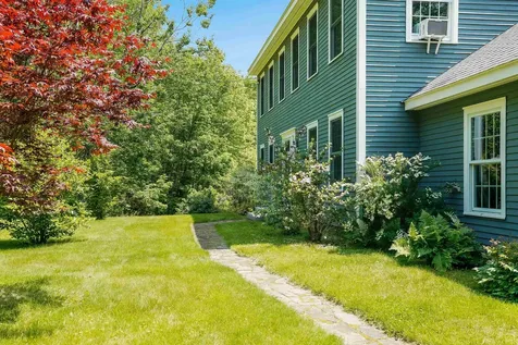 305 King Hill Road Francestown NH 03043