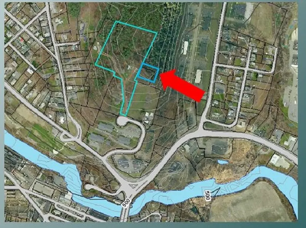 49 Lincoln Heights Claremont NH 03743