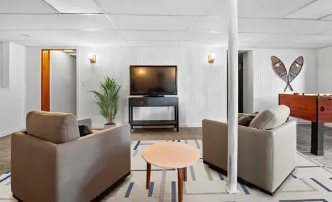 760 Pleasant Street New London NH 03257