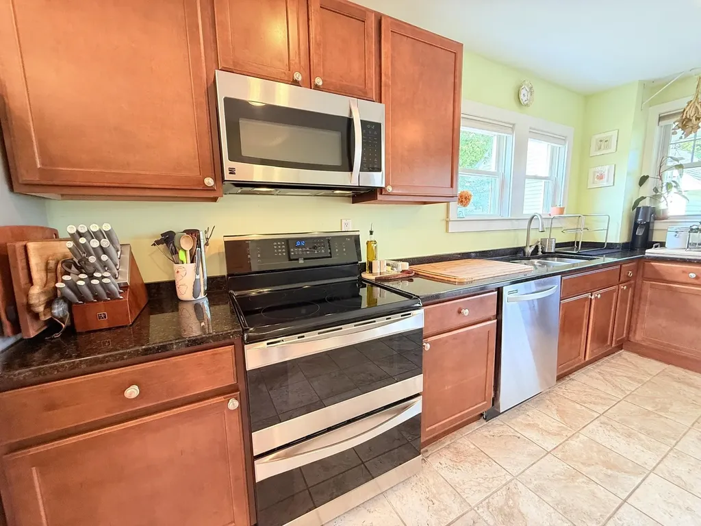 112 Lafayette Street Claremont NH 03743