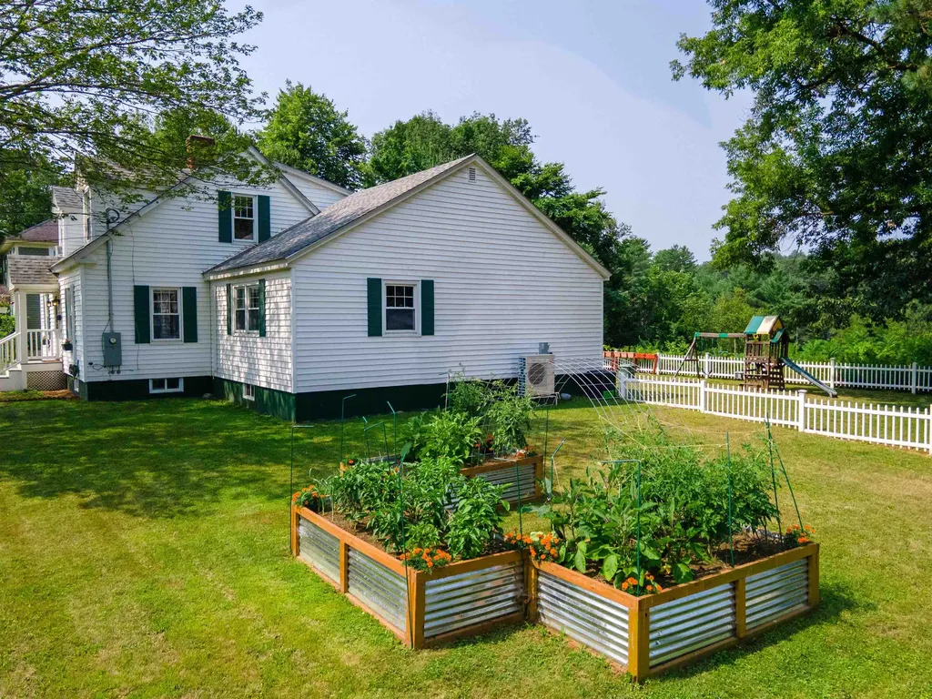 112 Lafayette Street Claremont NH 03743