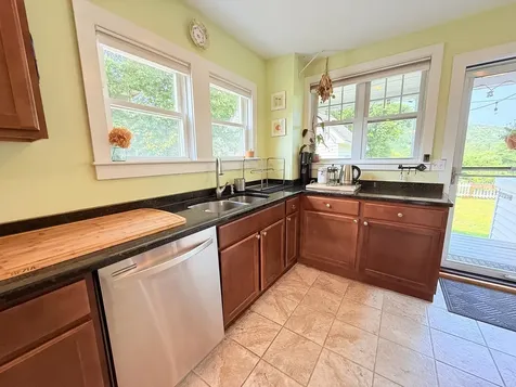 112 Lafayette Street Claremont NH 03743