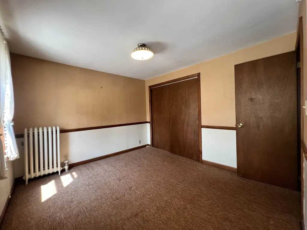 3 Hartford Street Claremont NH 03743