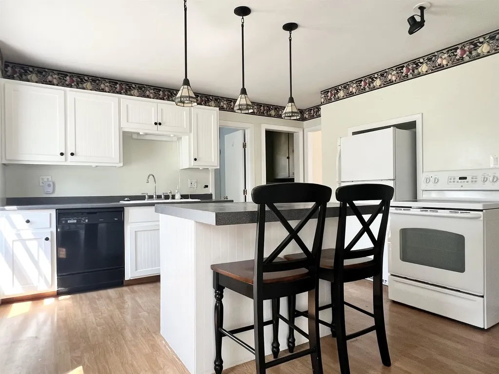 3 Hartford Street Claremont NH 03743