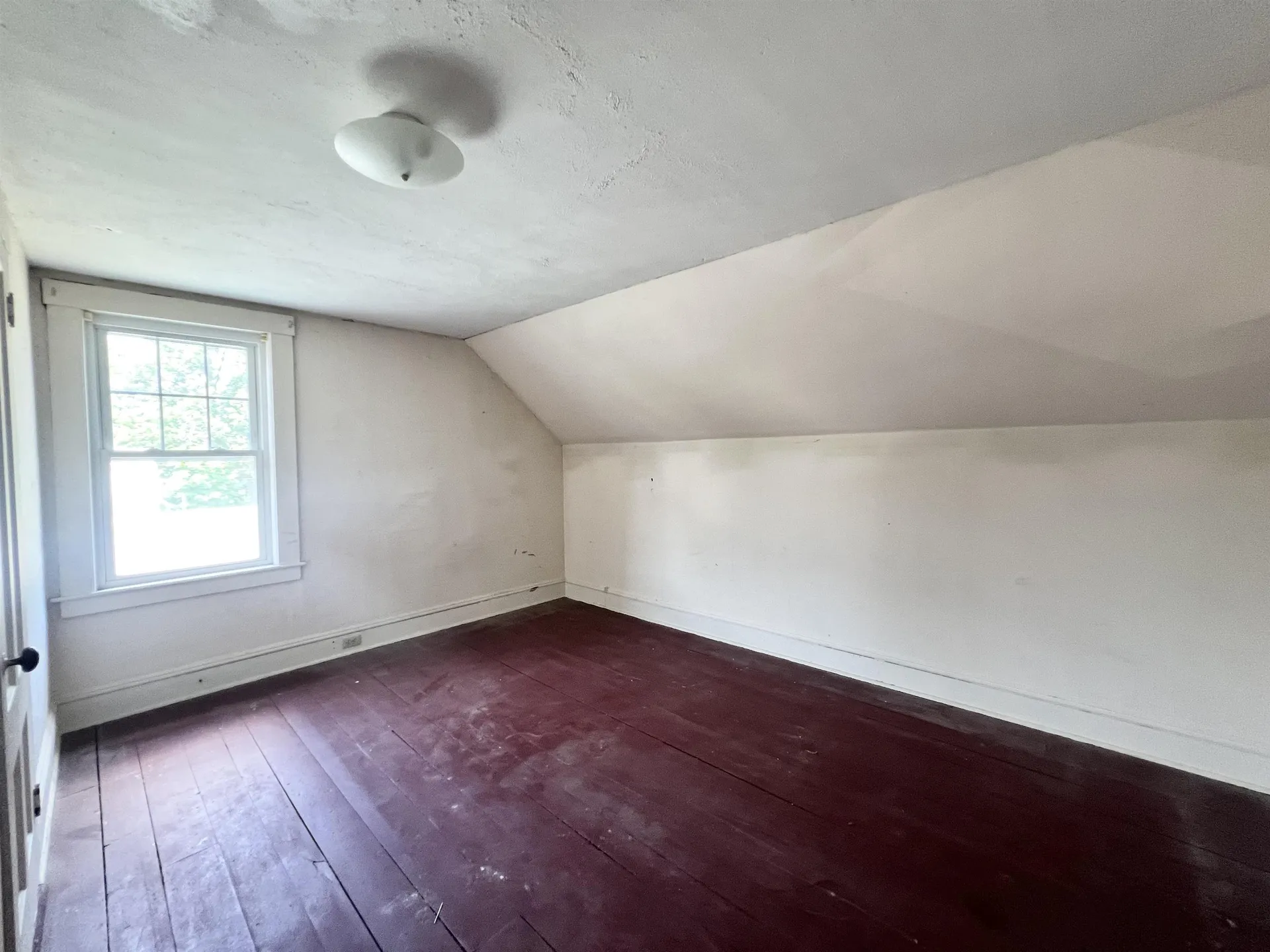 3 Hartford Street Claremont NH 03743