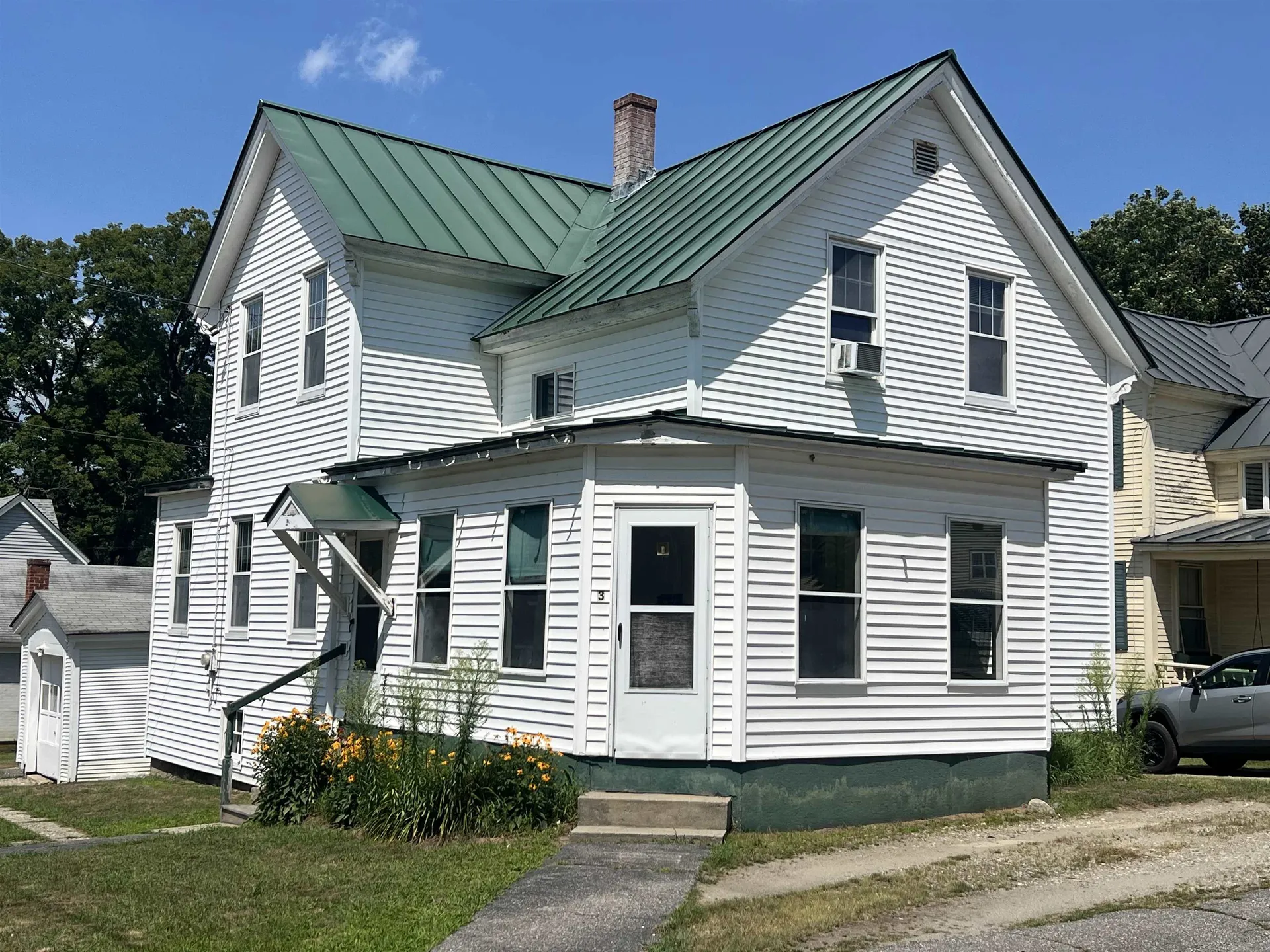 3 Hartford Street Claremont NH 03743