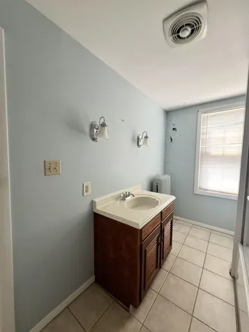 3 Hartford Street Claremont NH 03743