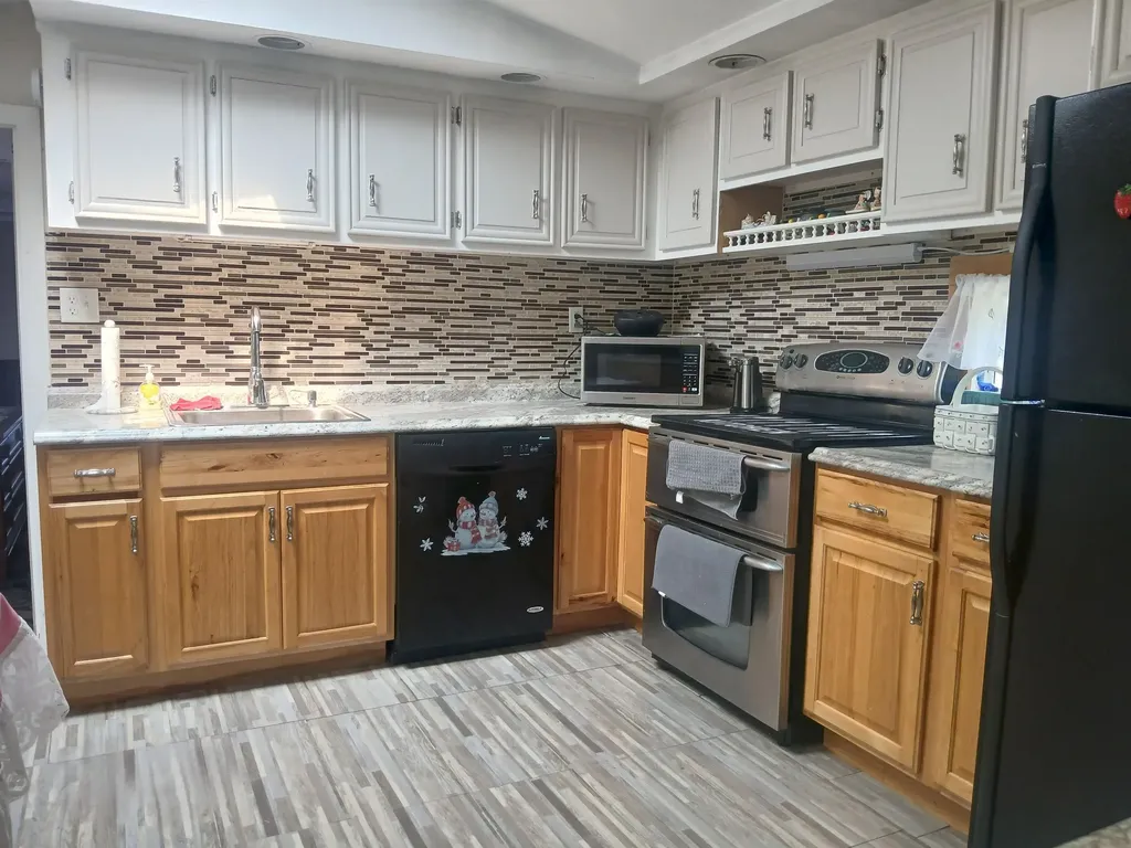 22 Rudsboro Road Lebanon NH 03766