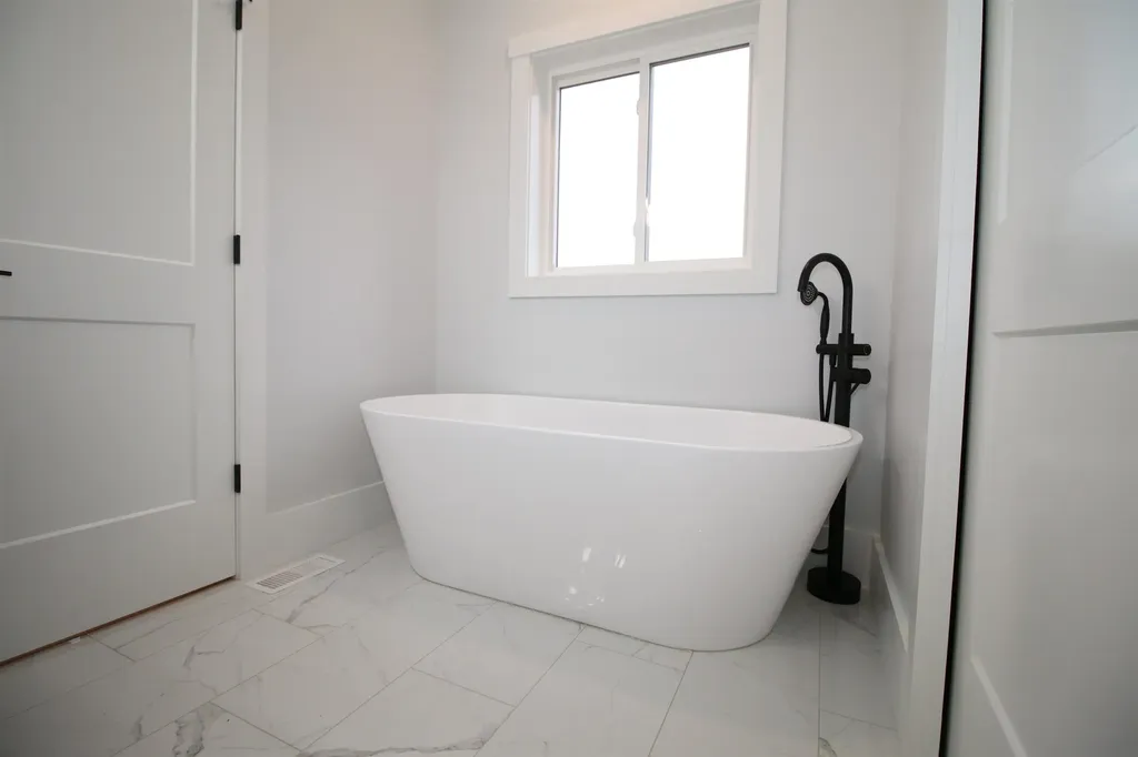 422 Dawn Court Pembroke NH 03275