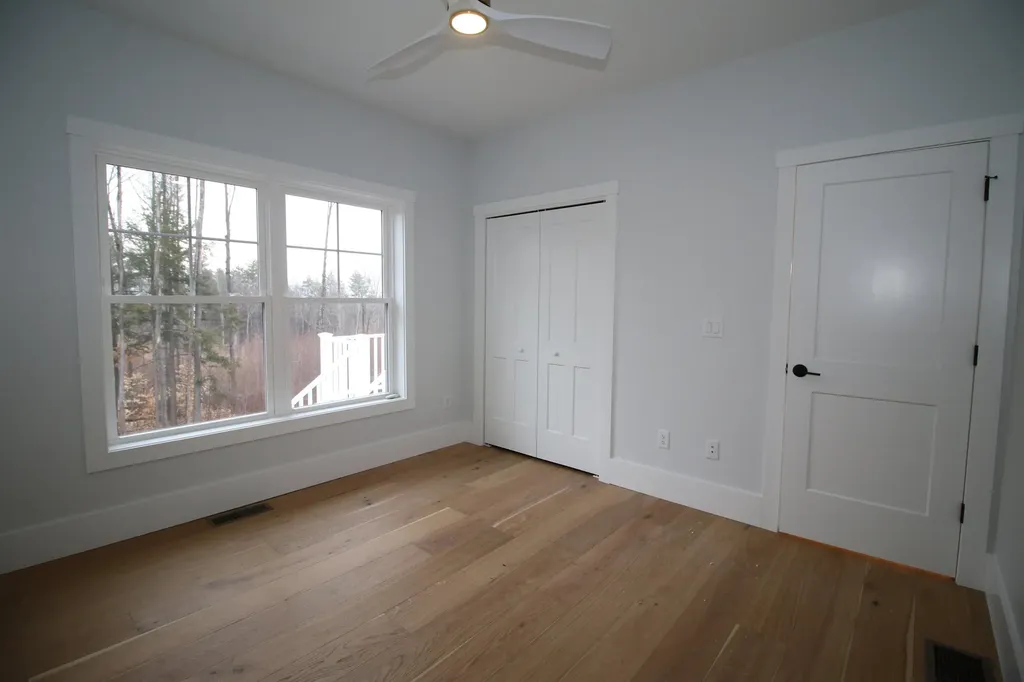 422 Dawn Court Pembroke NH 03275