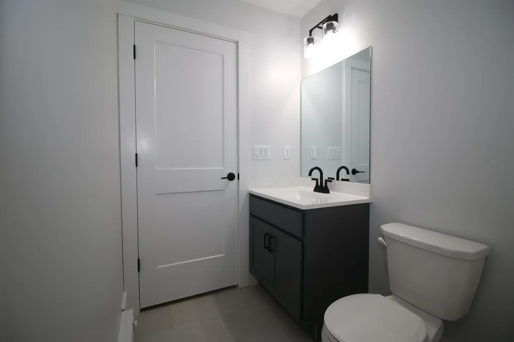 422 Dawn Court Pembroke NH 03275