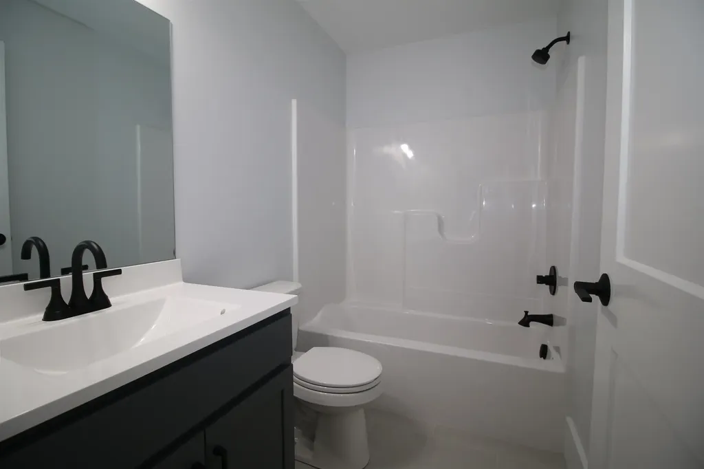 422 Dawn Court Pembroke NH 03275