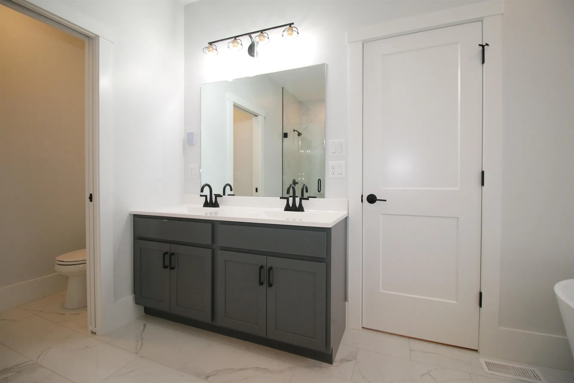 422 Dawn Court Pembroke NH 03275