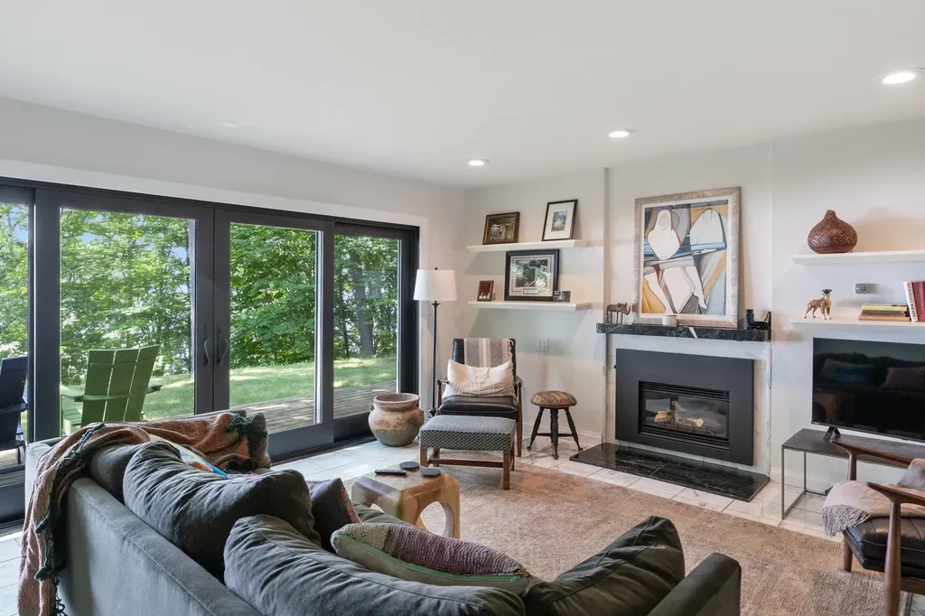 79 Northshore Drive Burlington VT 05408