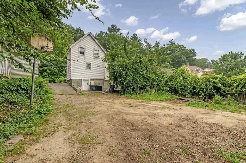 389 Front Street Manchester NH 03102