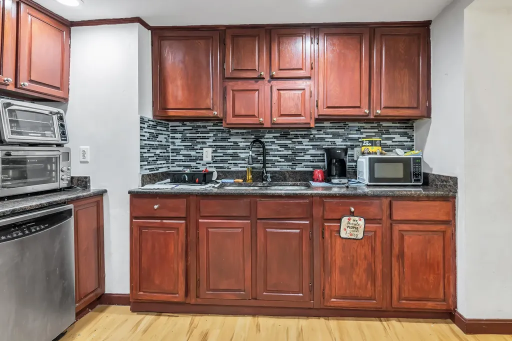 389 Front Street Manchester NH 03102