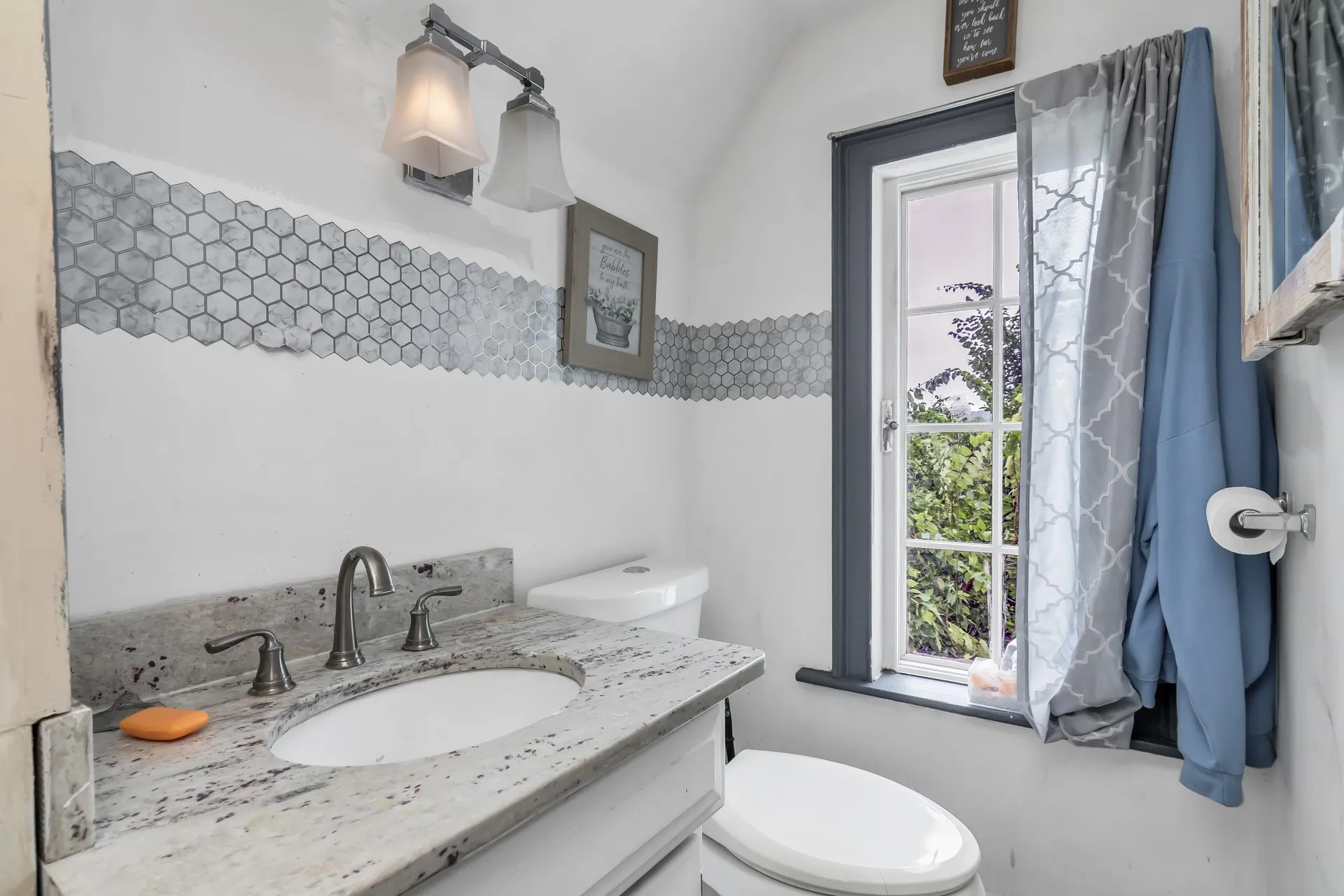 389 Front Street Manchester NH 03102