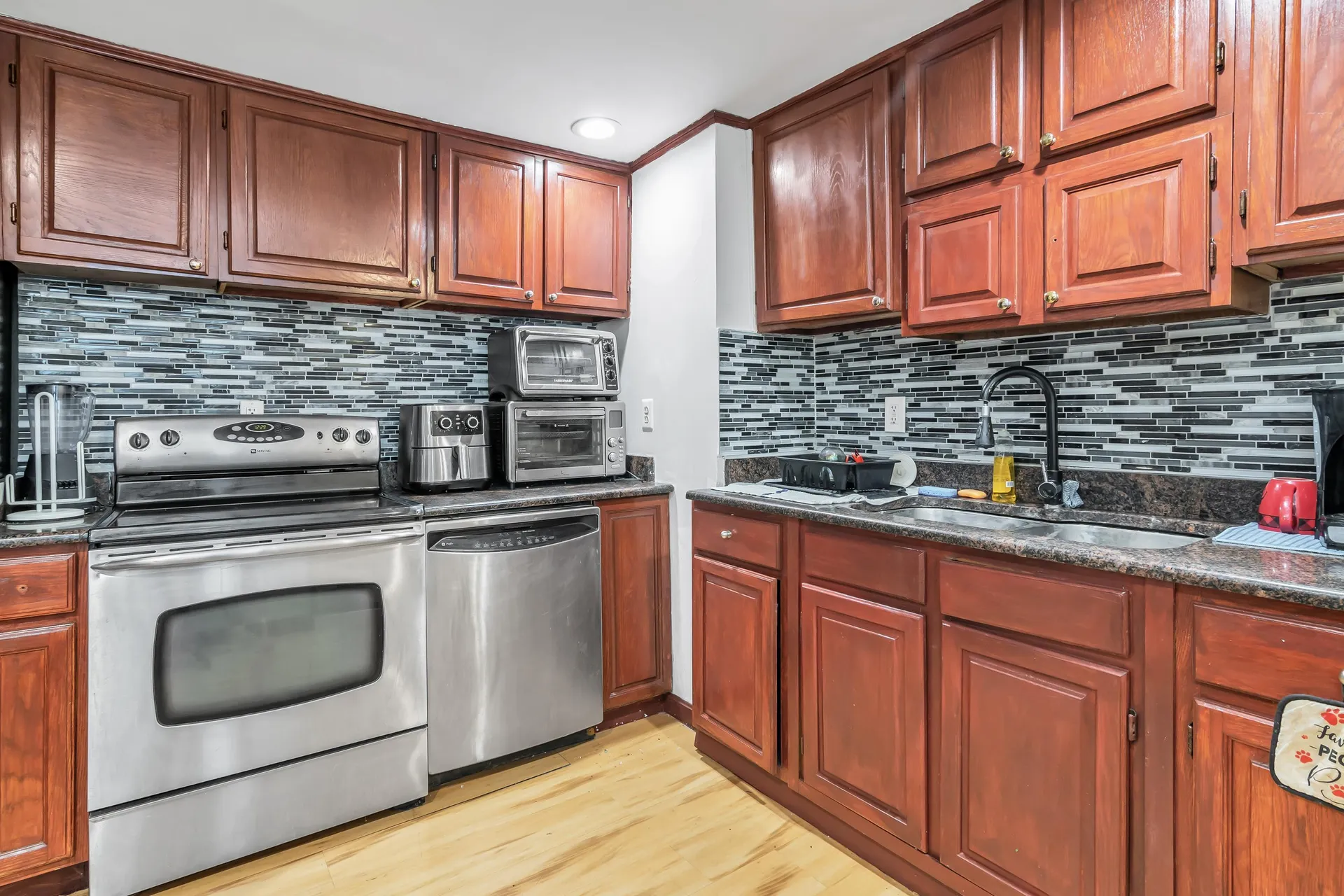 389 Front Street Manchester NH 03102