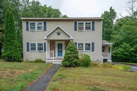 58 Pine Street Hooksett NH 03106