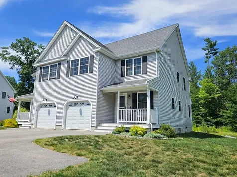 1 Annika Lee Drive Epping NH 03042