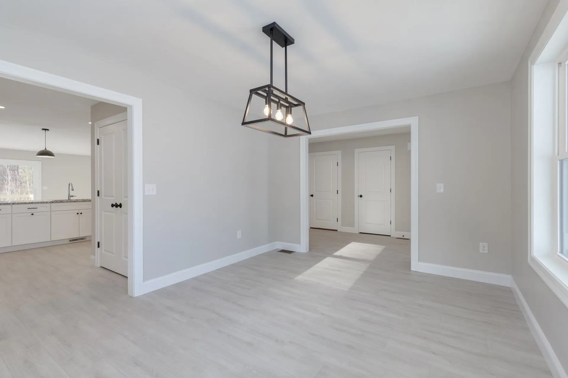 30 Windsor Lane Hudson NH 03051