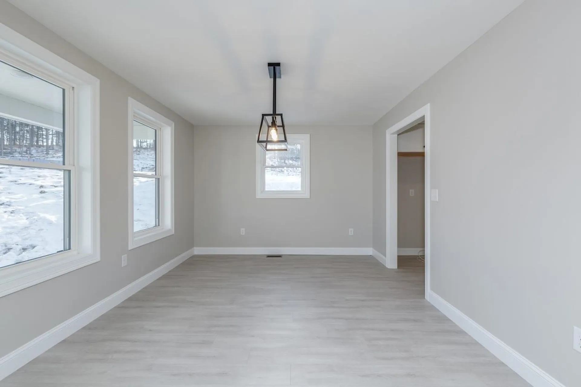 30 Windsor Lane Hudson NH 03051