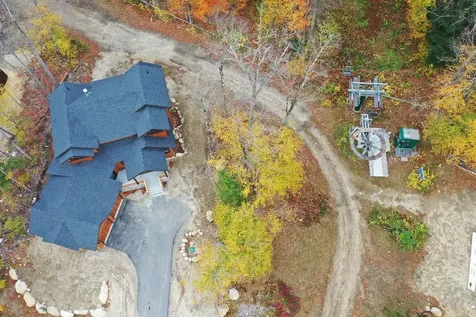 227 South Peak Road Lincoln NH 03251