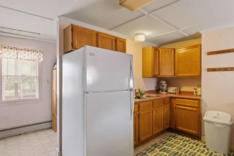 12 Holmes Avenue Northfield NH 03276