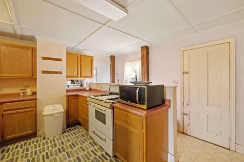 12 Holmes Avenue Northfield NH 03276