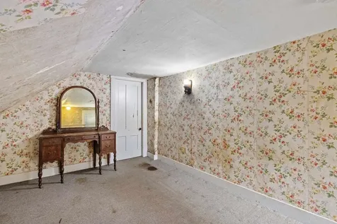 12 Holmes Avenue Northfield NH 03276