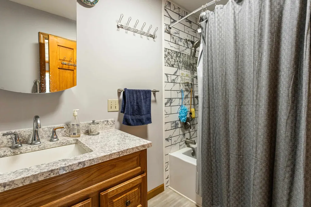 929 Packer Road Mount Holly VT 05758