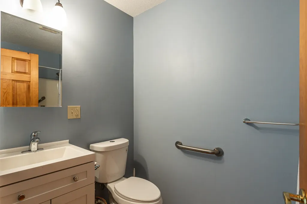 929 Packer Road Mount Holly VT 05758