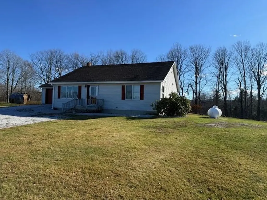 929 Packer Road Mount Holly VT 05758