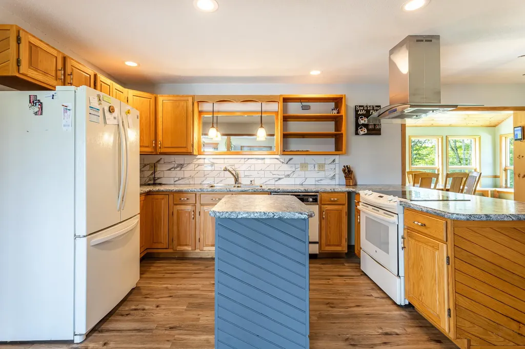 929 Packer Road Mount Holly VT 05758