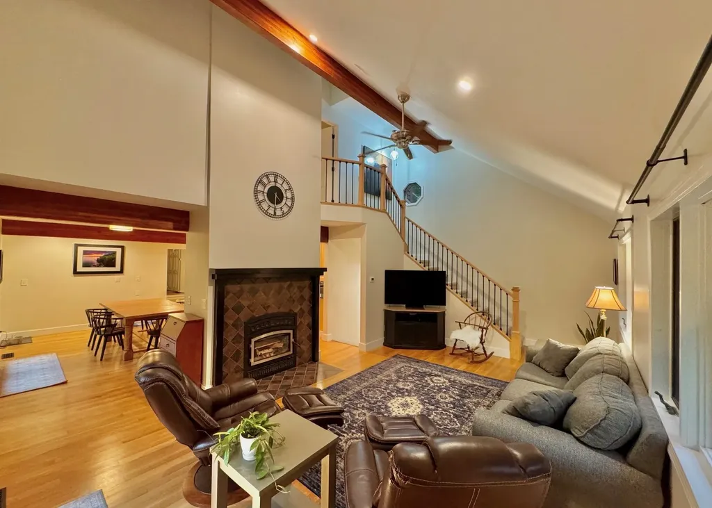 64 High Pond Road Grantham NH 03753