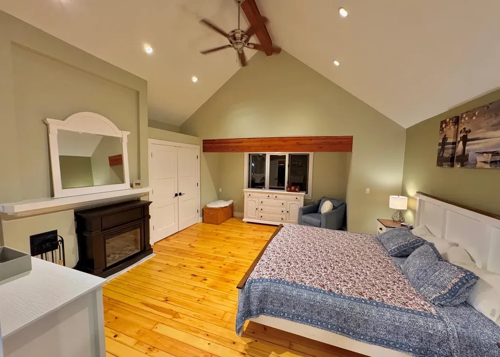 64 High Pond Road Grantham NH 03753