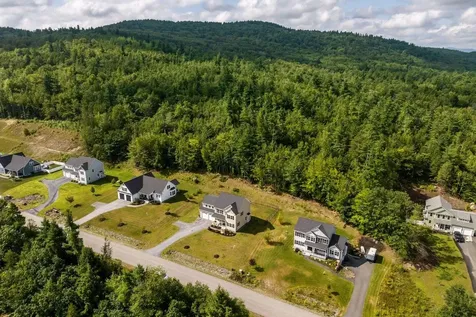 11 Ski Tow Road Weare NH 03281