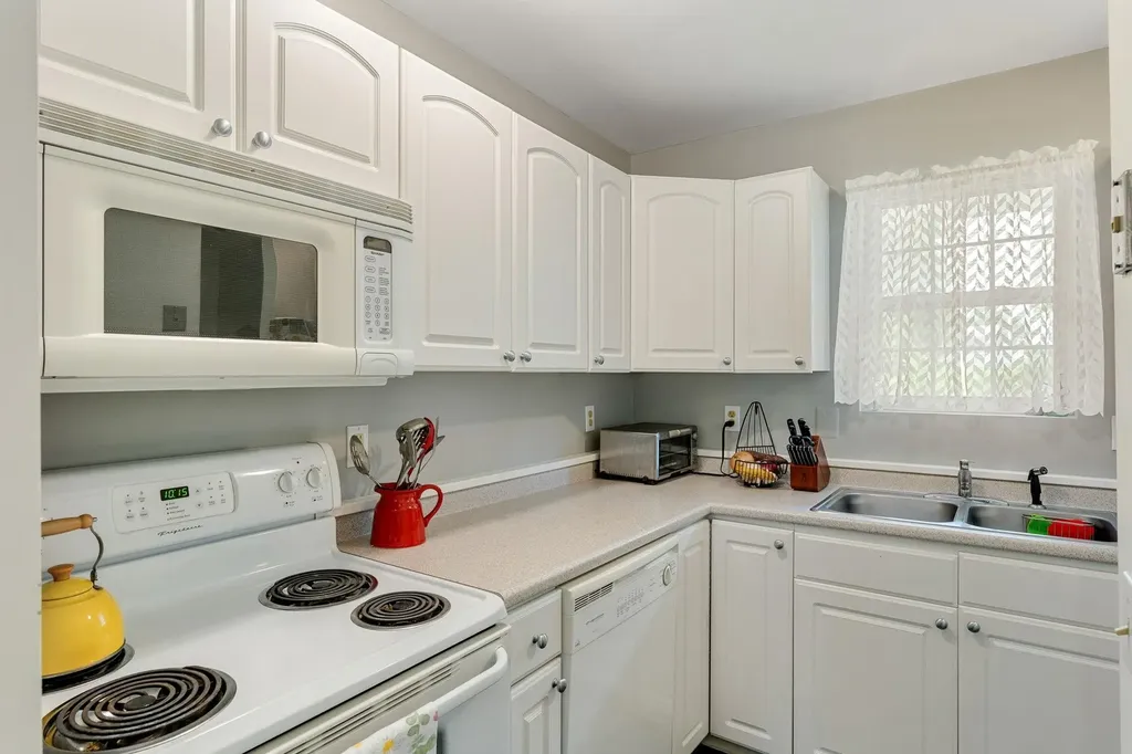 38 Lyman Park Road Hinesburg VT 05461