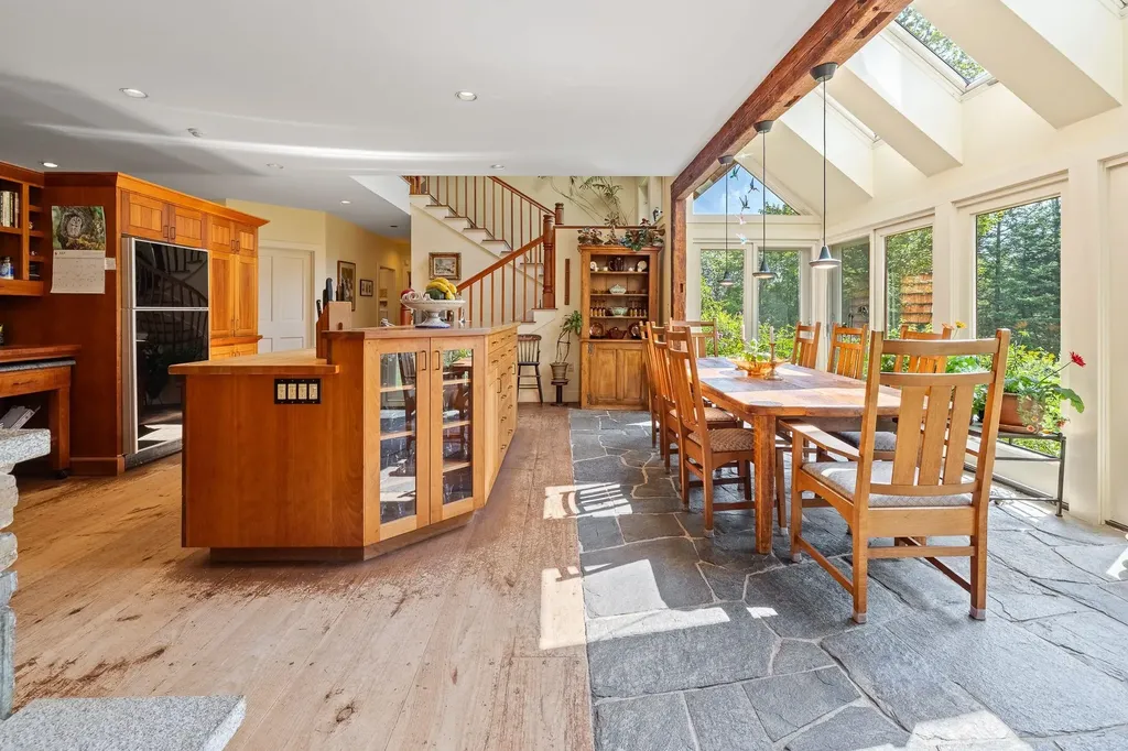 58 Bear Tree Road Orford NH 03777